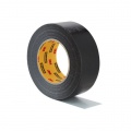 Opravná páska Scotch,Universal, 25m x 48mm, čierna Páska Scotch® Universal je pevná, viacúčelová lepiaca páska typu duct, ktorá rýchlo a spoľahlivo dr